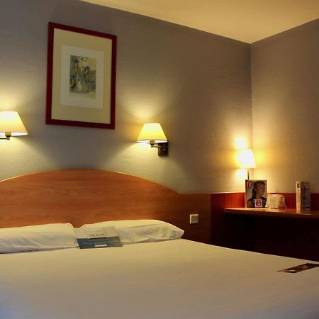 Kyriad Bourges Sud Ngoại thất bức ảnh