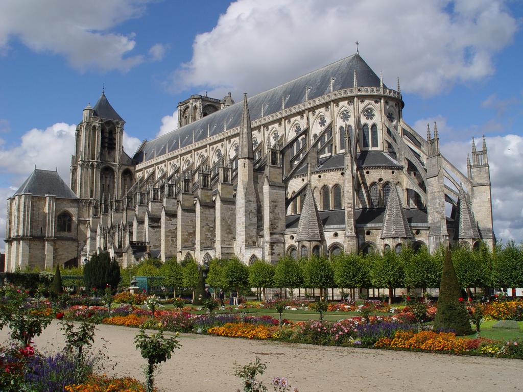 Kyriad Bourges Sud Ngoại thất bức ảnh