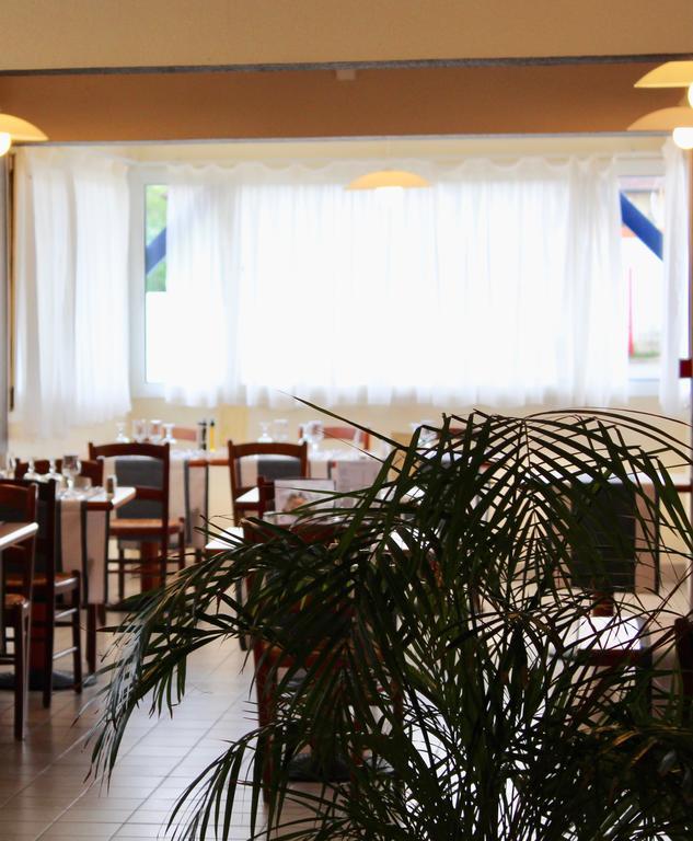 Kyriad Bourges Sud Ngoại thất bức ảnh